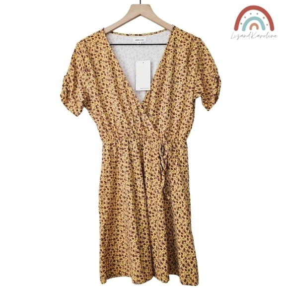 New! Stitch & Pine Floral Fit & Flare Faux Wrap Bohemian Knit Mini Dress - Picture 1 of 10